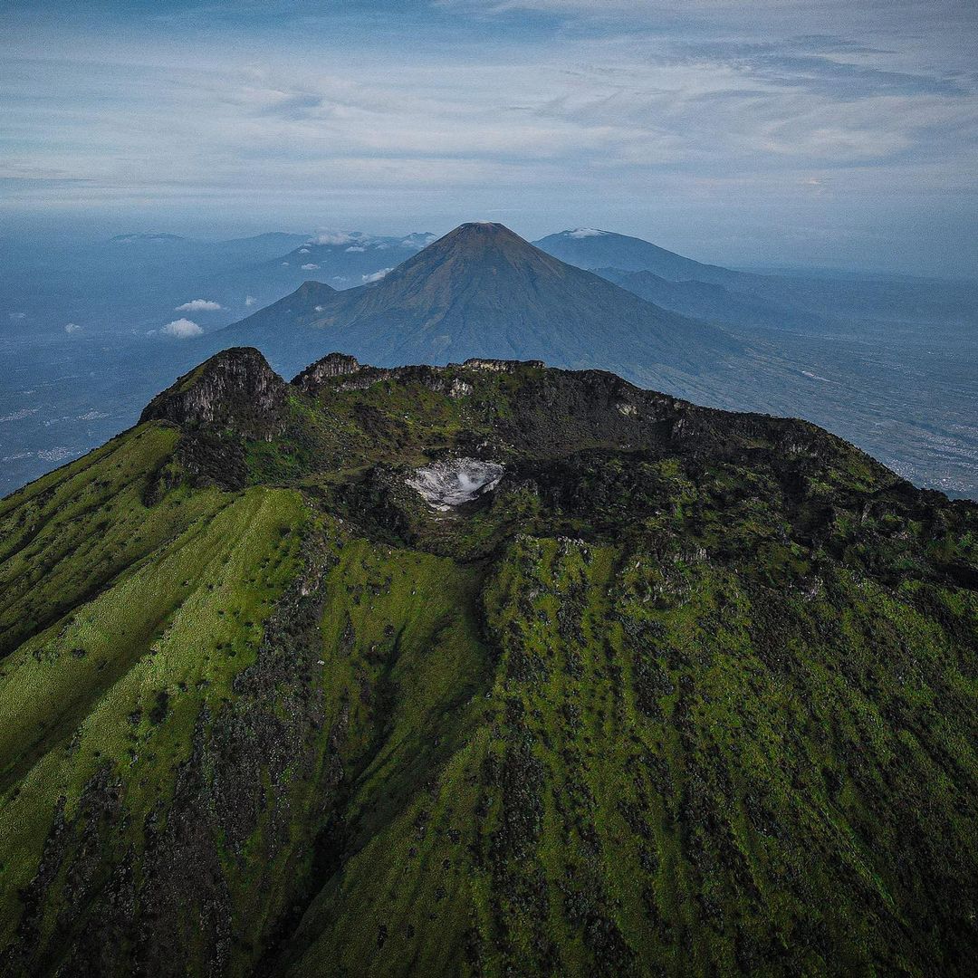 14 Rekomendasi Jalur Pendakian Gunung Sumbing 3.371 Mdpl Jawa Tengah