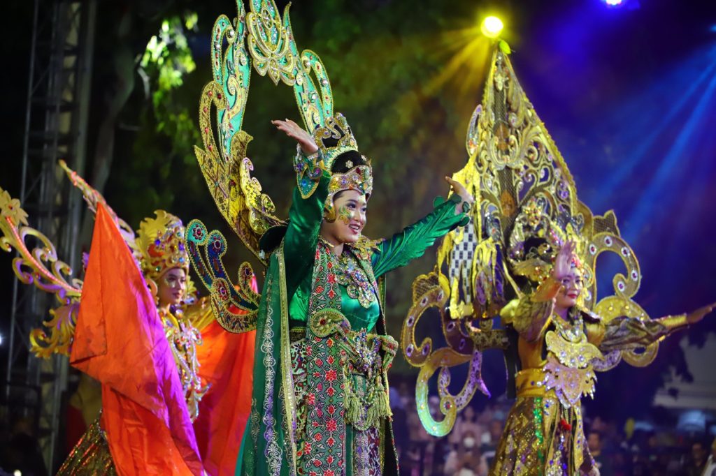 Gambarkan Keindahan Indonesia Kudus Fashion Art Jadi Hiburan Masyarakat